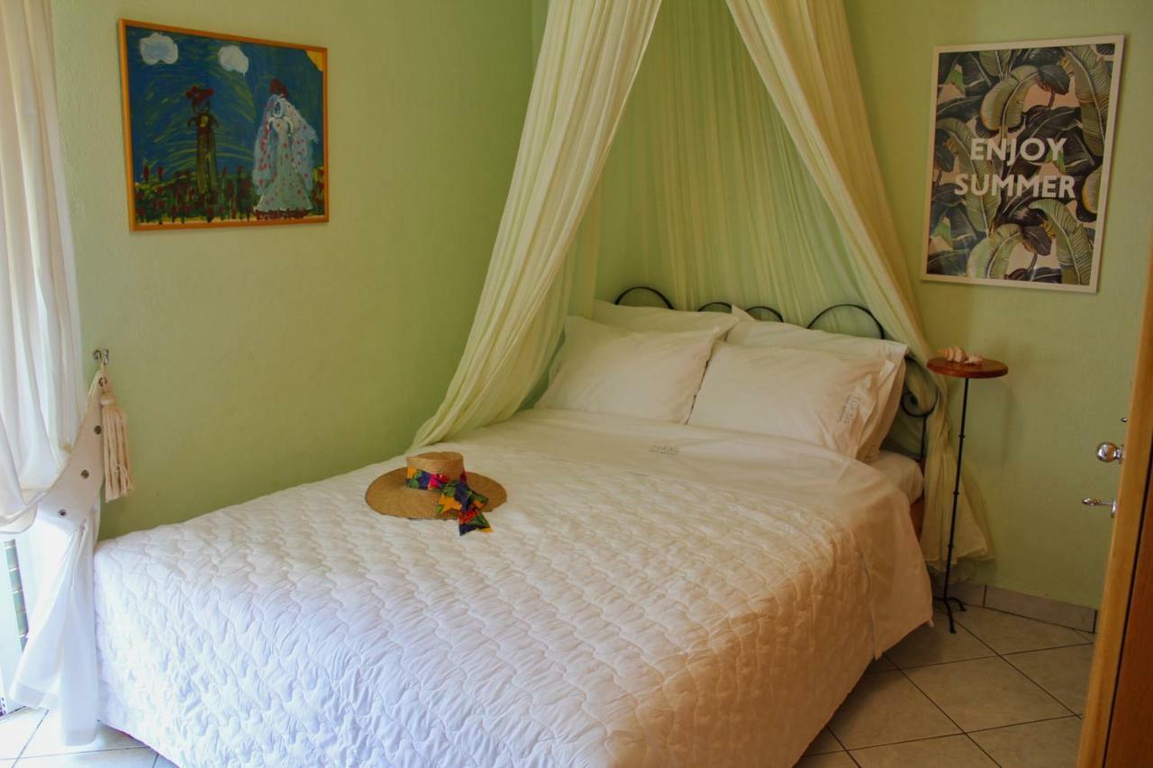 Fokais Beach Apartment Néa Fókaia Esterno foto